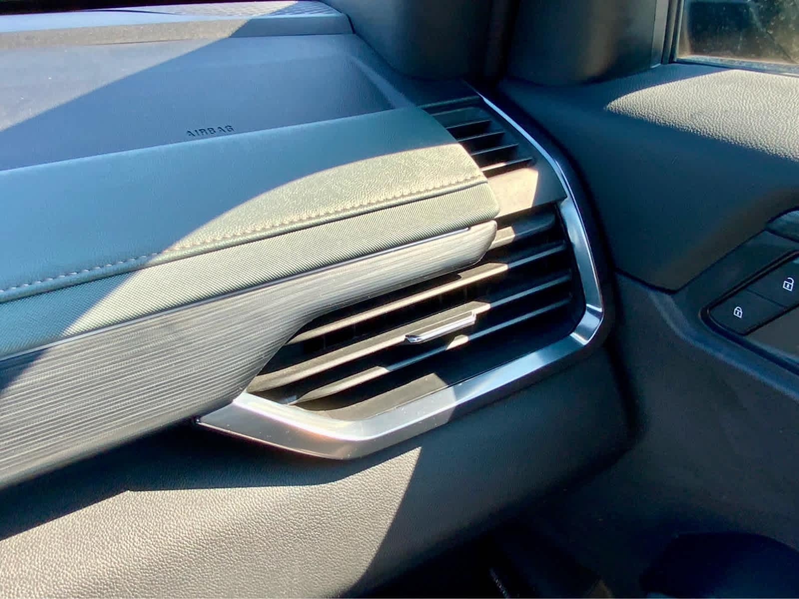 Thumbnail: 2024 GMC Acadia - 50