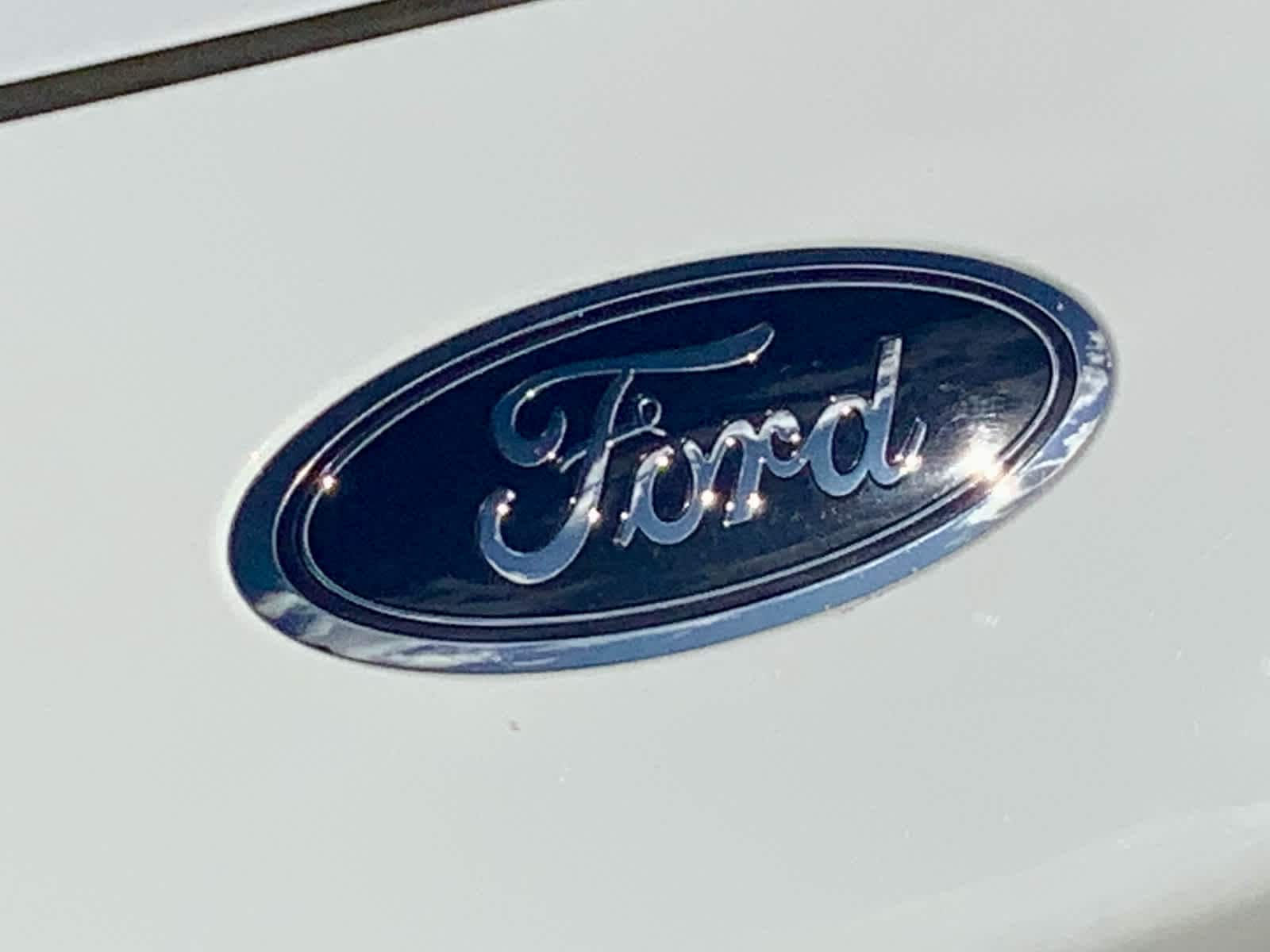 Thumbnail: 2021 Ford Escape - 17