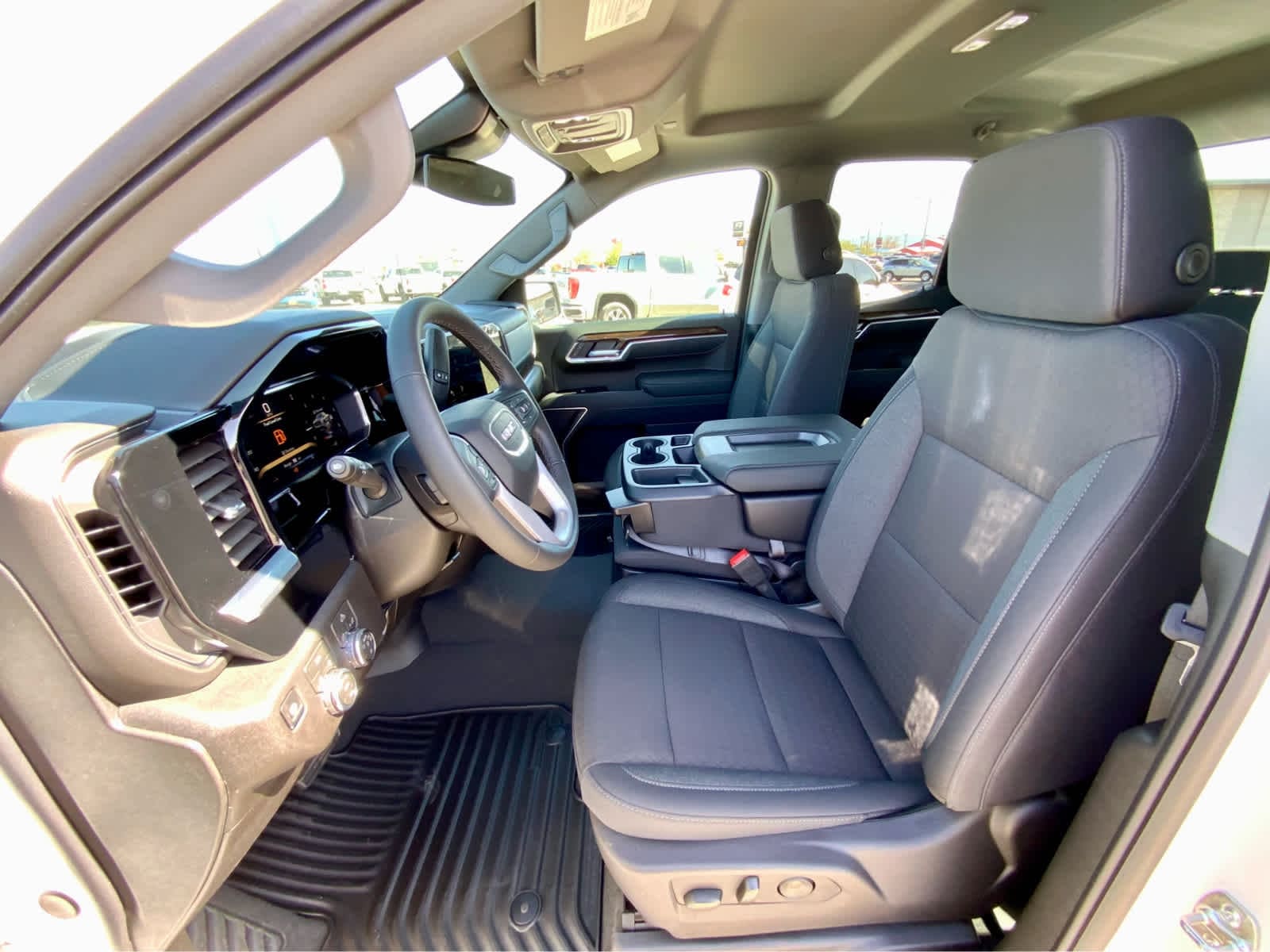 Thumbnail: 2026 GMC Sierra 1500 - 23
