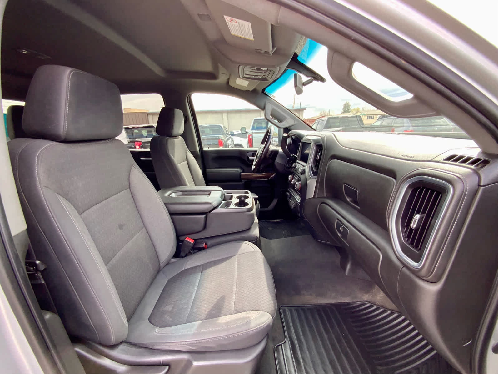 Thumbnail: 2021 Chevrolet Silverado 3500 - 25