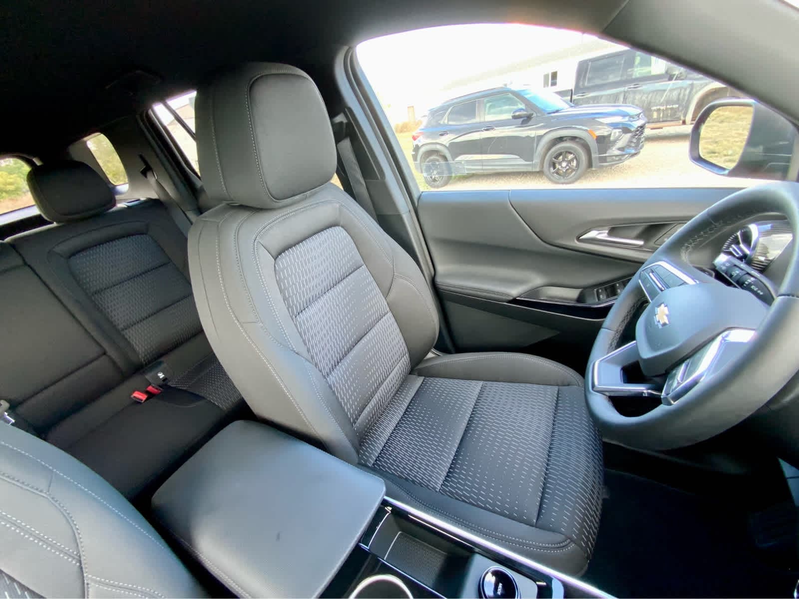 Thumbnail: 2026 Chevrolet Equinox - 31