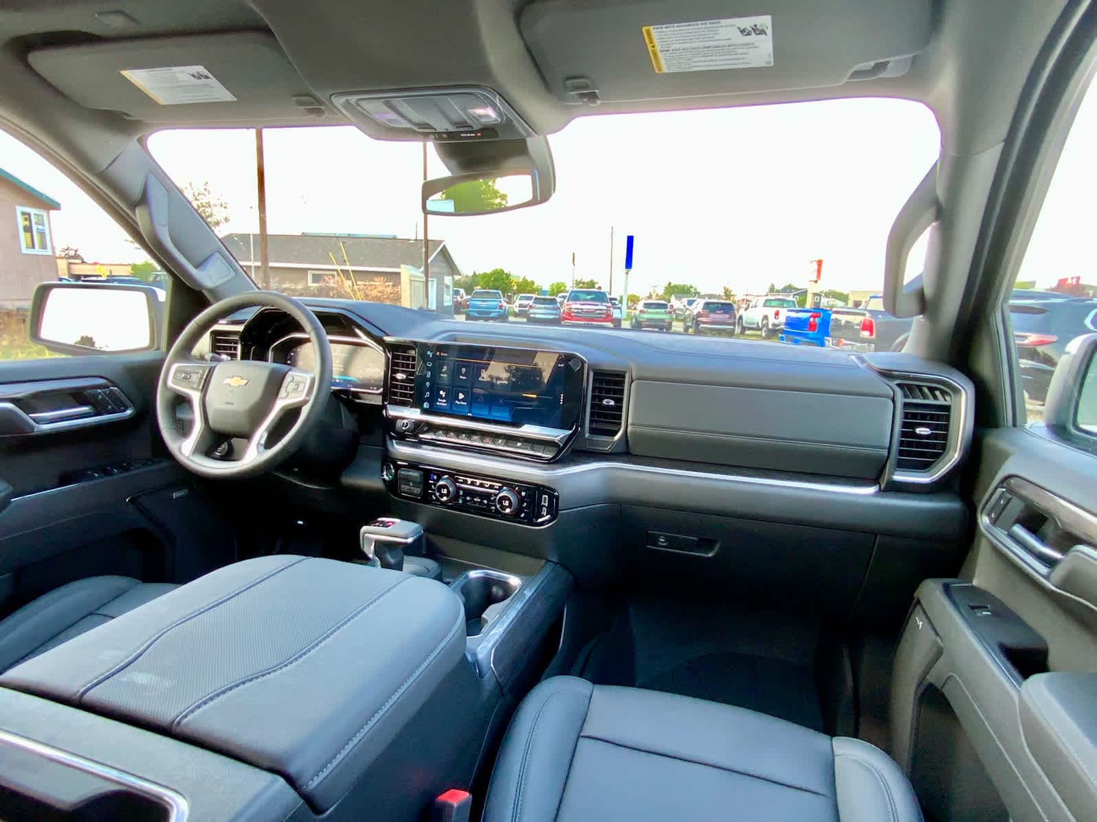 Thumbnail: 2026 Chevrolet Silverado 1500 - 38