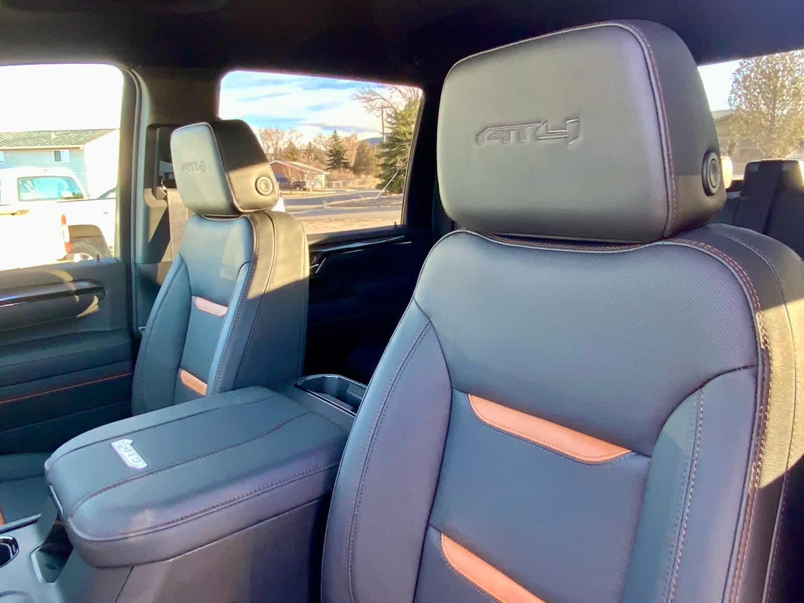 Thumbnail: 2026 GMC Sierra 2500 - 30