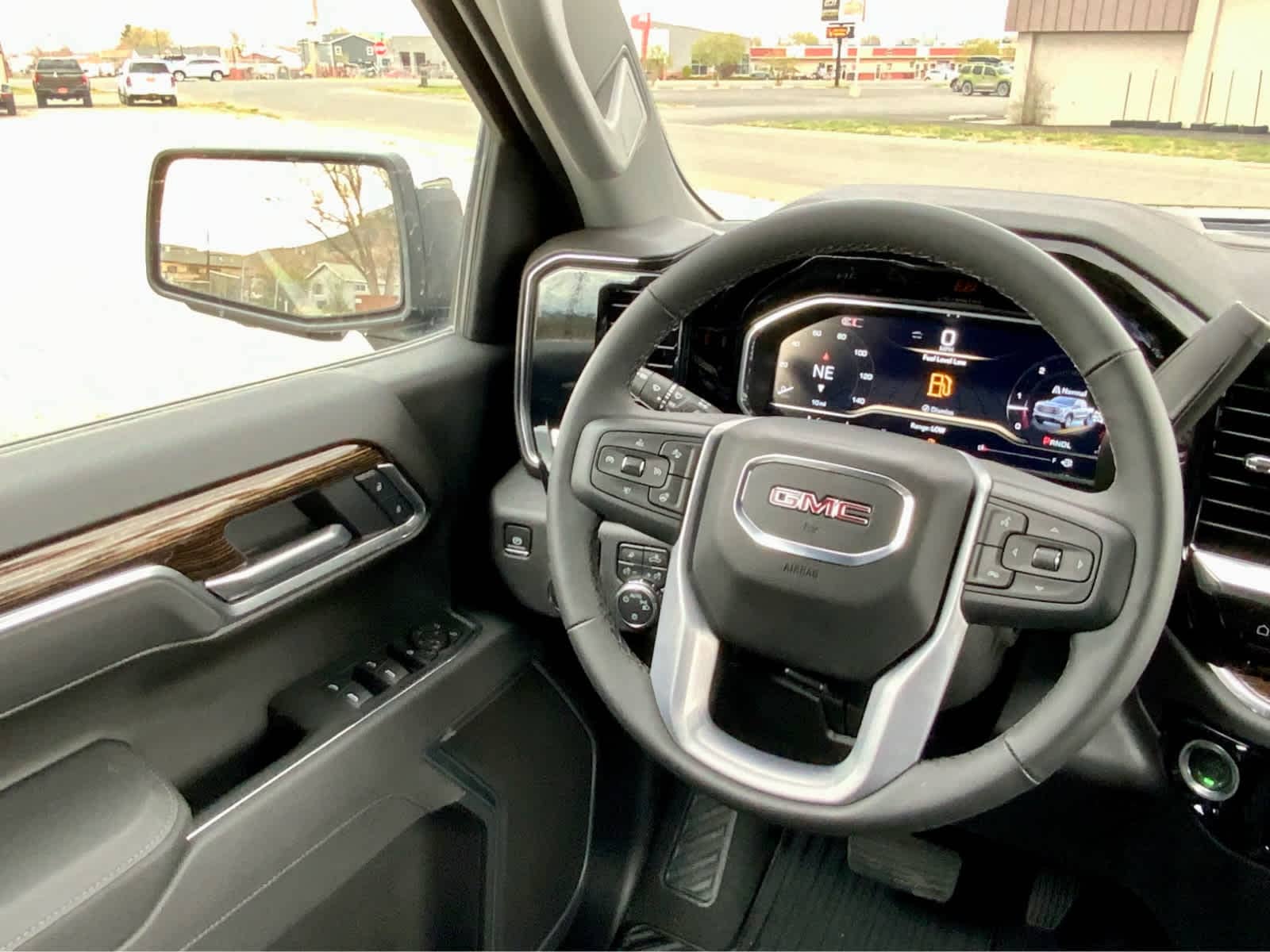 Thumbnail: 2025 GMC Sierra 1500 - 41