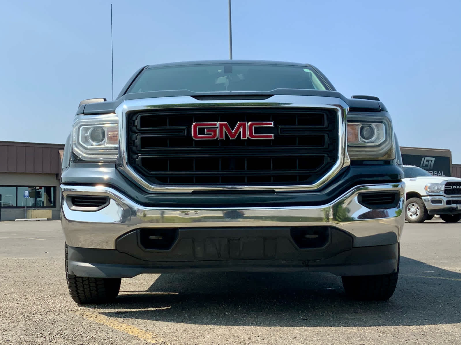 Thumbnail: 2017 GMC Sierra 1500 - 11