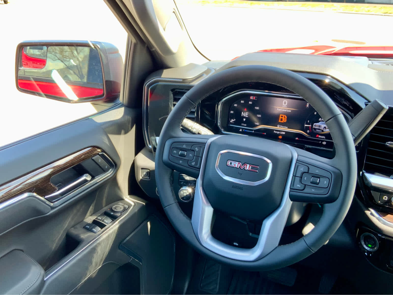 Thumbnail: 2025 GMC Sierra 1500 - 39