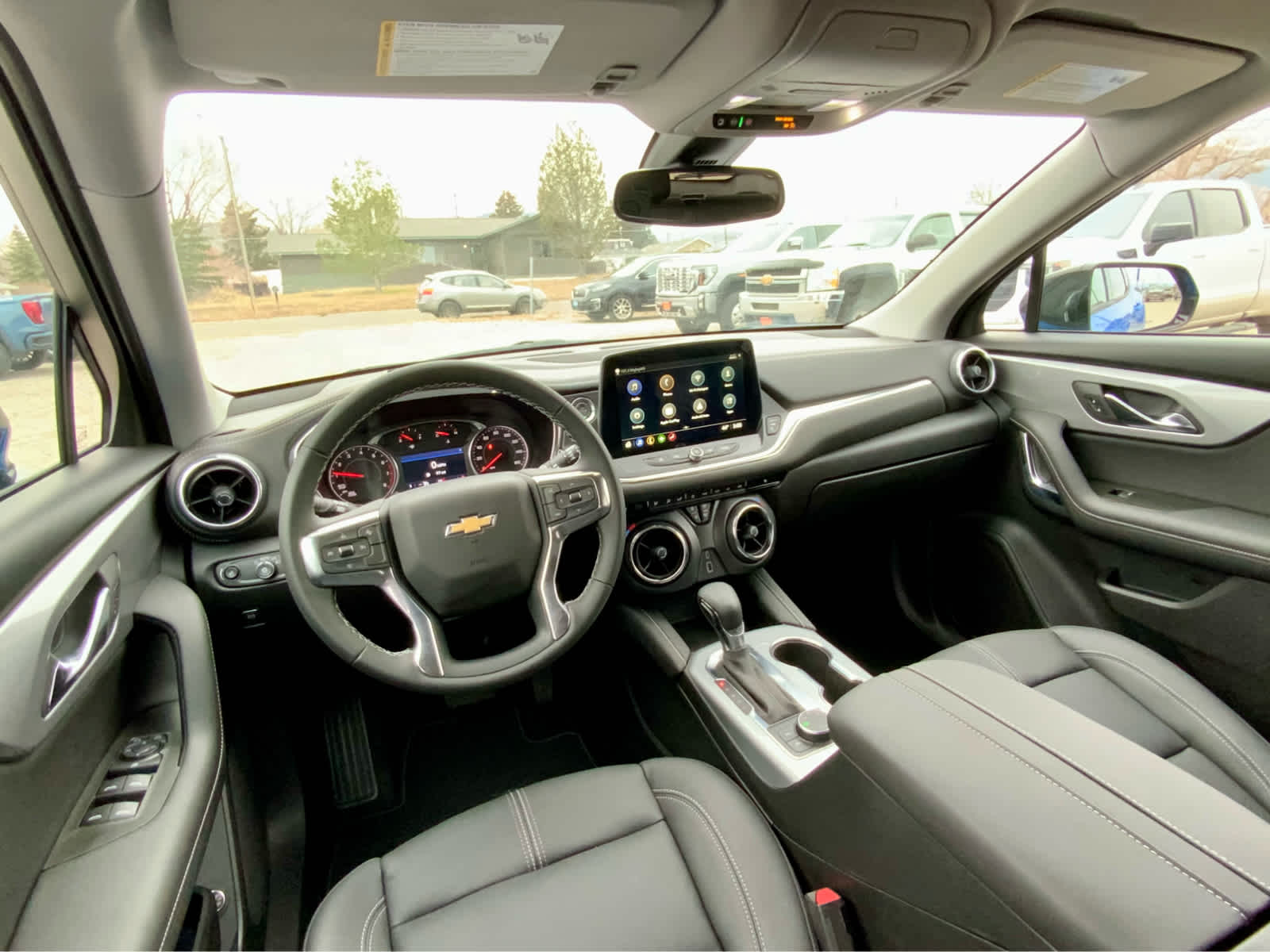 Thumbnail: 2025 Chevrolet Blazer - 32