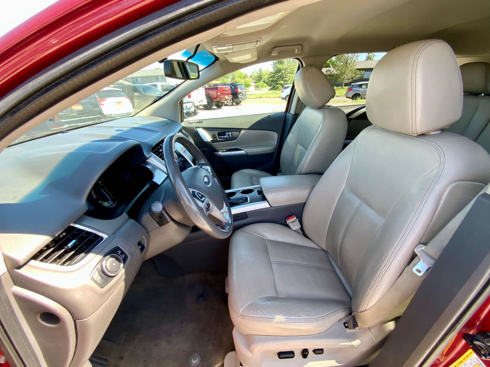 Thumbnail: 2013 Ford Edge - 20