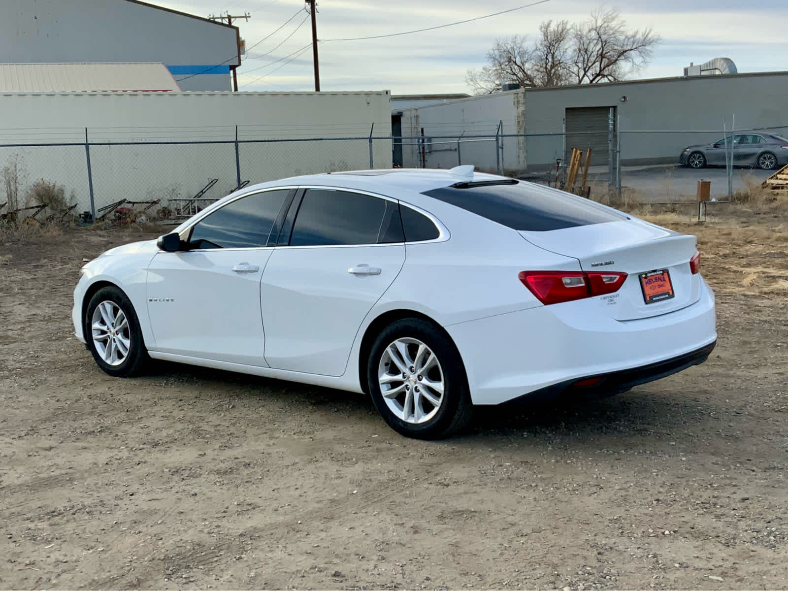 Thumbnail: 2018 Chevrolet Malibu - 3