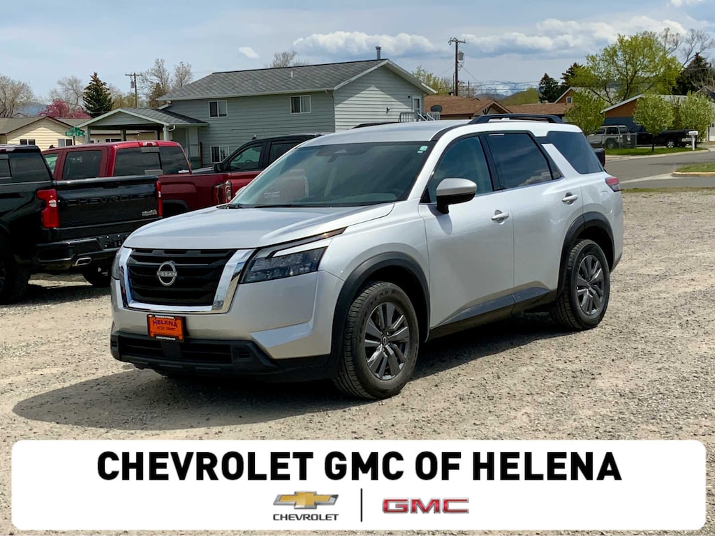 Used 2024 Nissan Pathfinder SV SUV