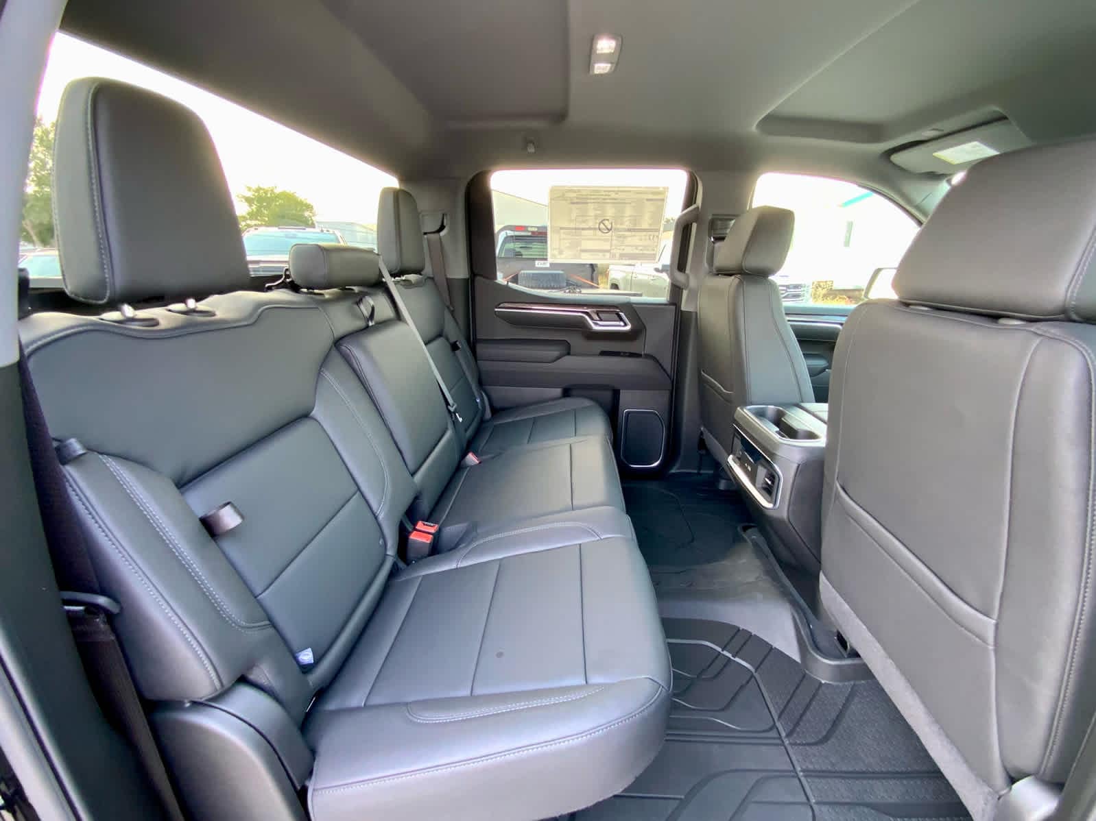 Thumbnail: 2026 Chevrolet Silverado 1500 - 31