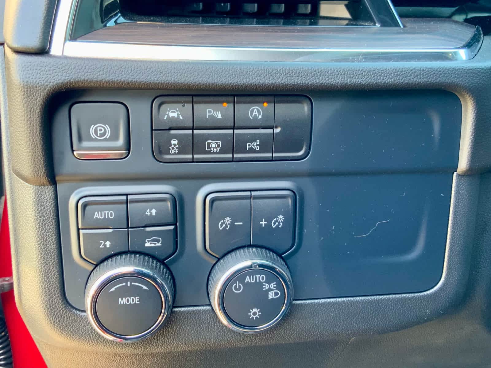 Thumbnail: 2025 Chevrolet Tahoe - 45