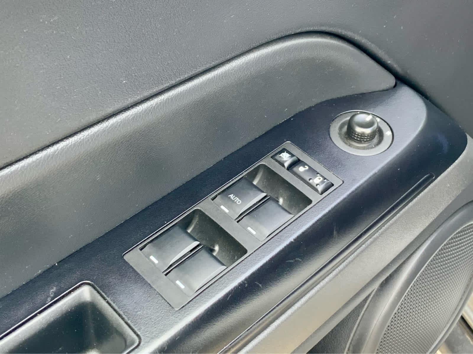 Thumbnail: 2016 Jeep Patriot - 44