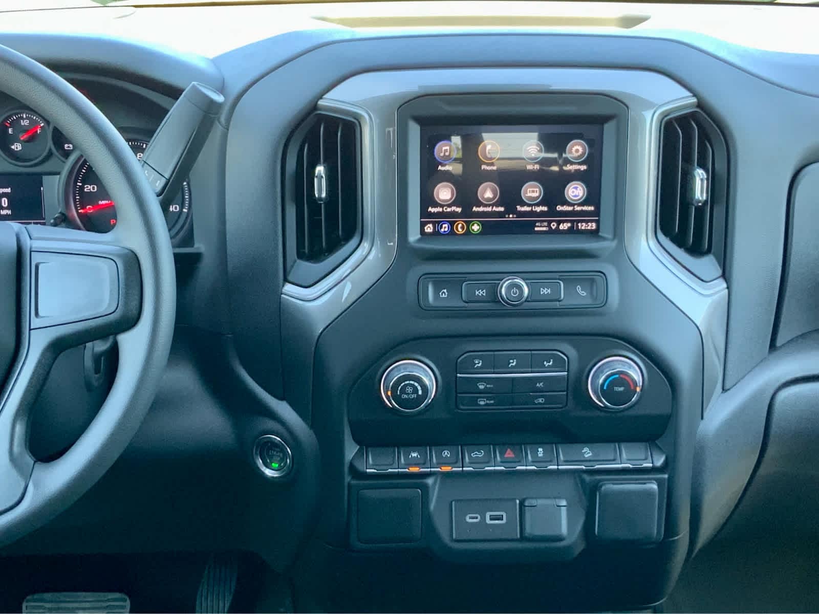 Thumbnail: 2026 Chevrolet Silverado 1500 - 43