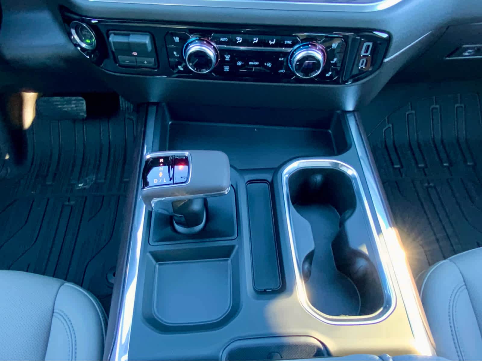 Thumbnail: 2026 GMC Sierra 1500 - 45