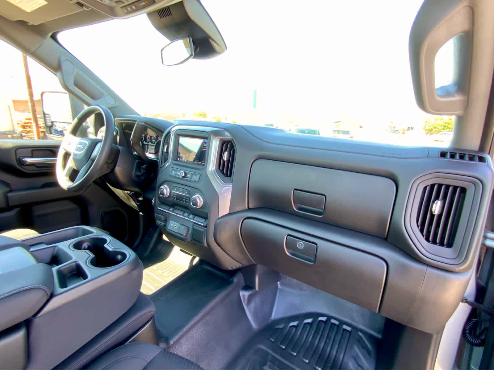 Thumbnail: 2025 GMC Sierra 3500 - 38