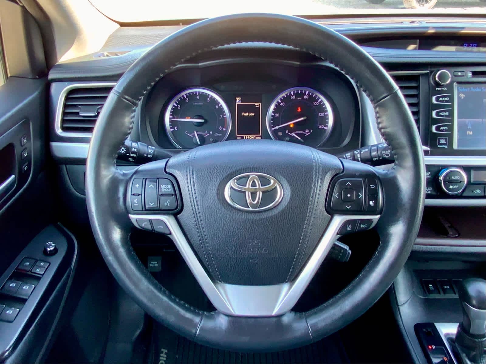 Thumbnail: 2018 Toyota Highlander - 42