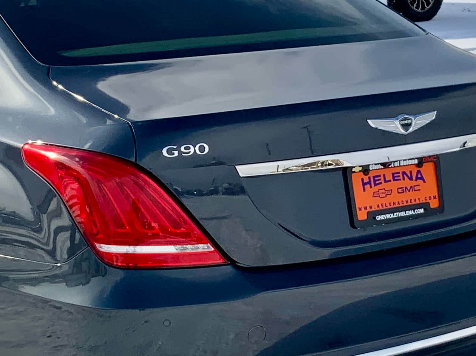 Thumbnail: 2017 Genesis G90 - 14