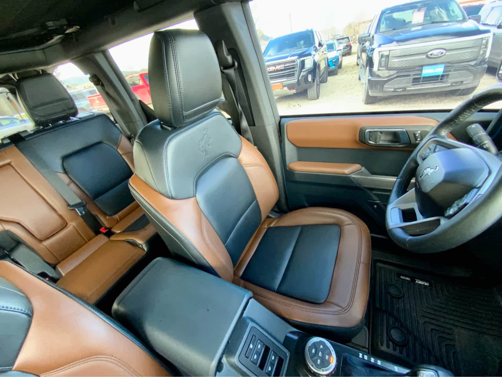 Thumbnail: 2023 Ford Bronco - 28