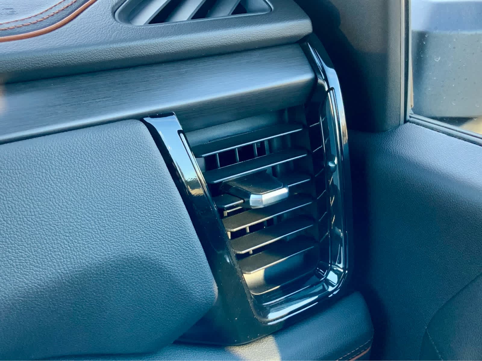 Thumbnail: 2026 GMC Sierra 2500 - 51