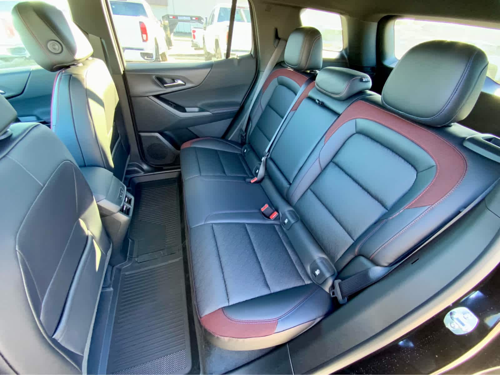 Thumbnail: 2026 Chevrolet Equinox - 24