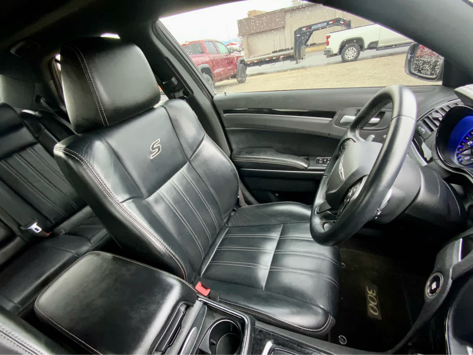 Thumbnail: 2017 Chrysler 300 - 27