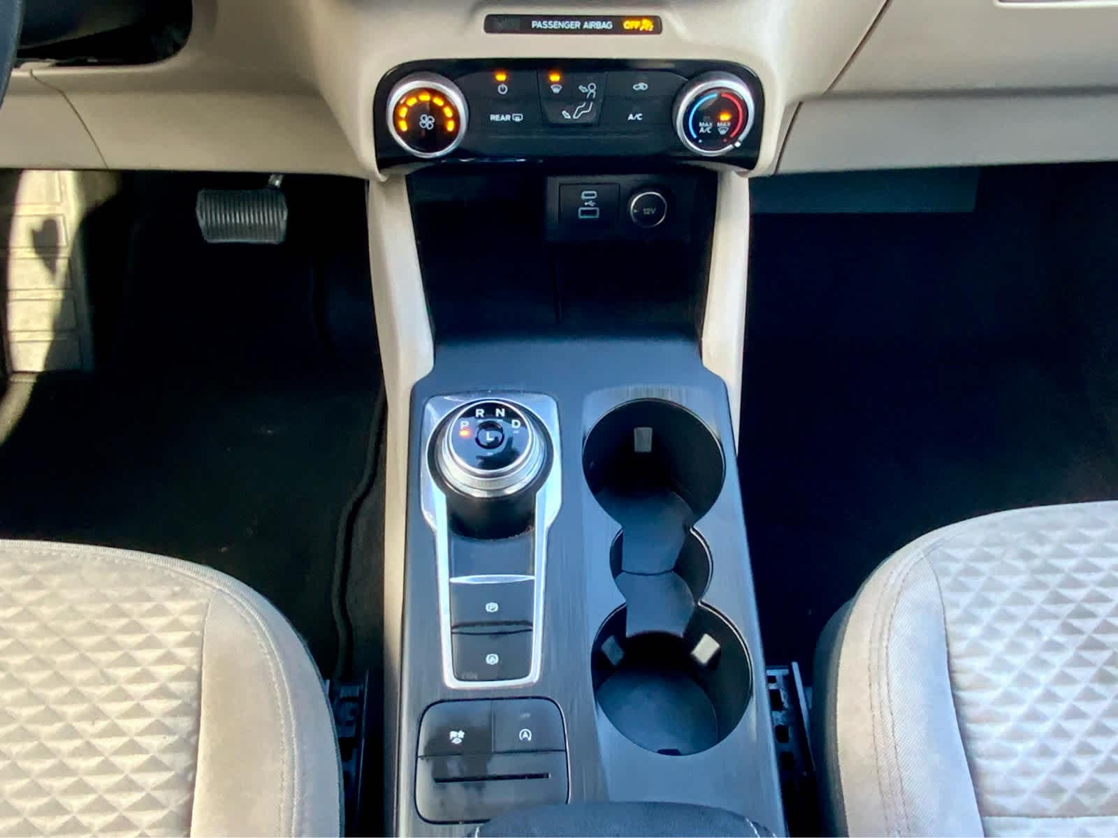 Thumbnail: 2021 Ford Escape - 44