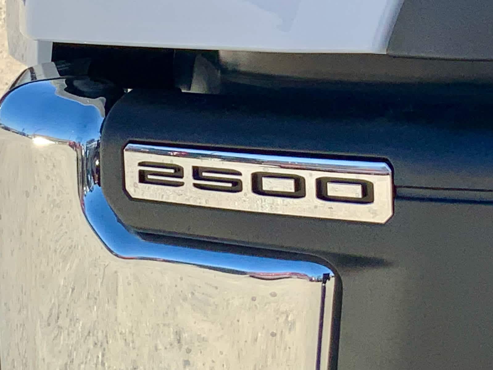 Thumbnail: 2026 GMC Sierra 2500 - 18