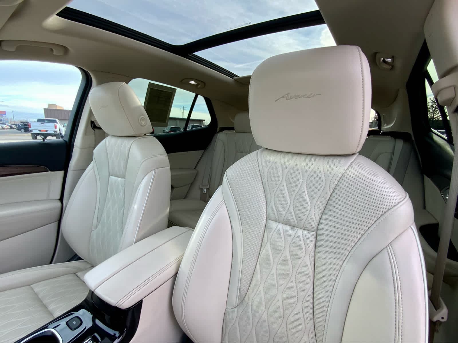 Thumbnail: 2022 Buick Envision - 22