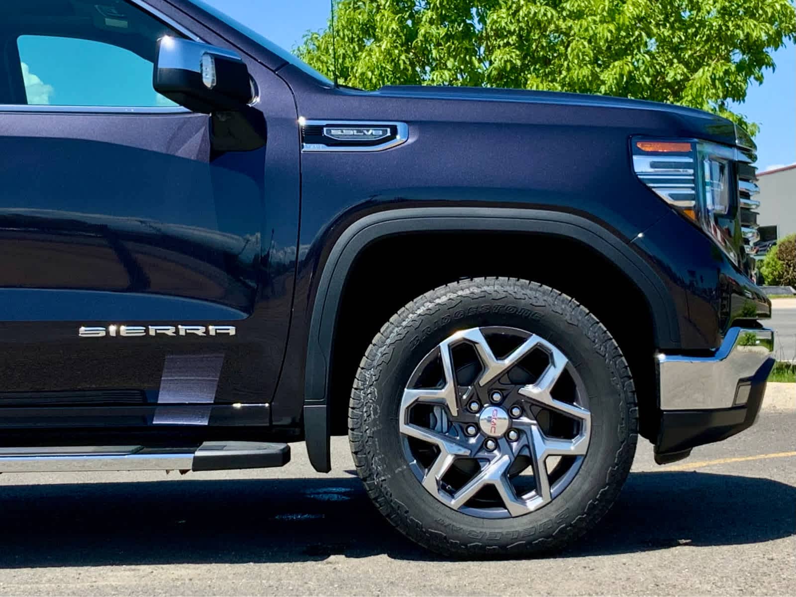 Thumbnail: 2025 GMC Sierra 1500 - 13
