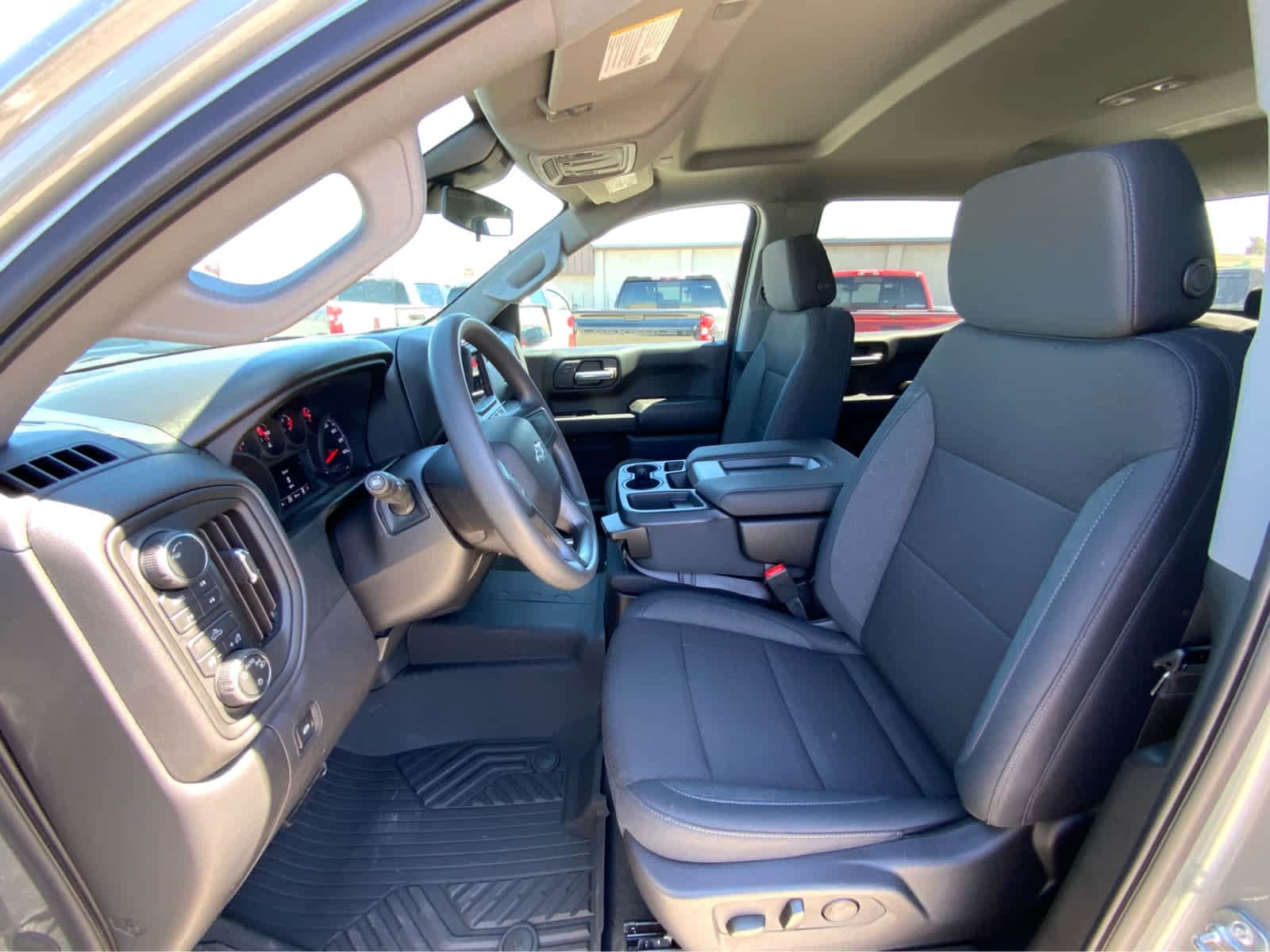 Thumbnail: 2026 Chevrolet Silverado 1500 - 23