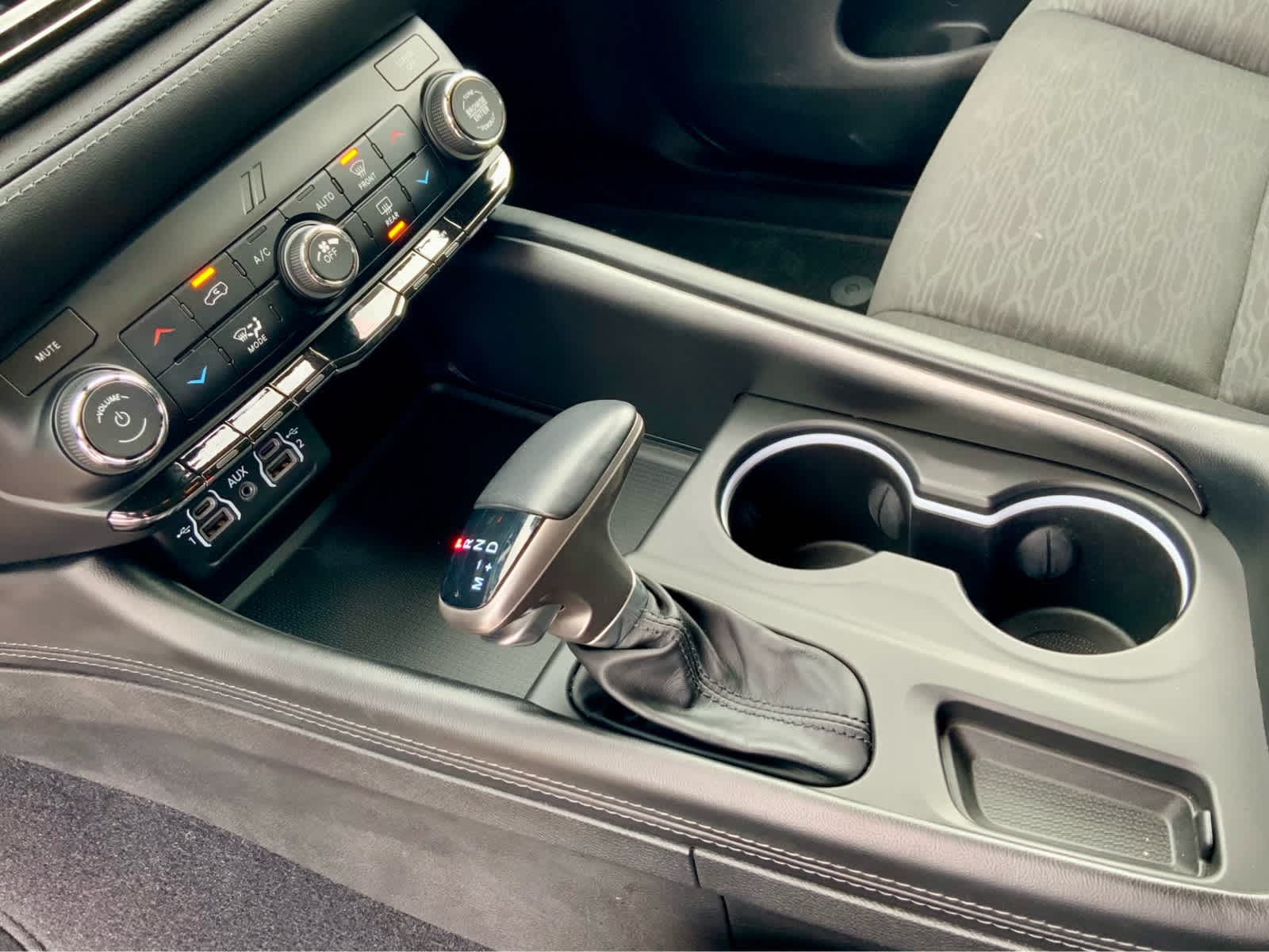Thumbnail: 2021 Dodge Durango - 43