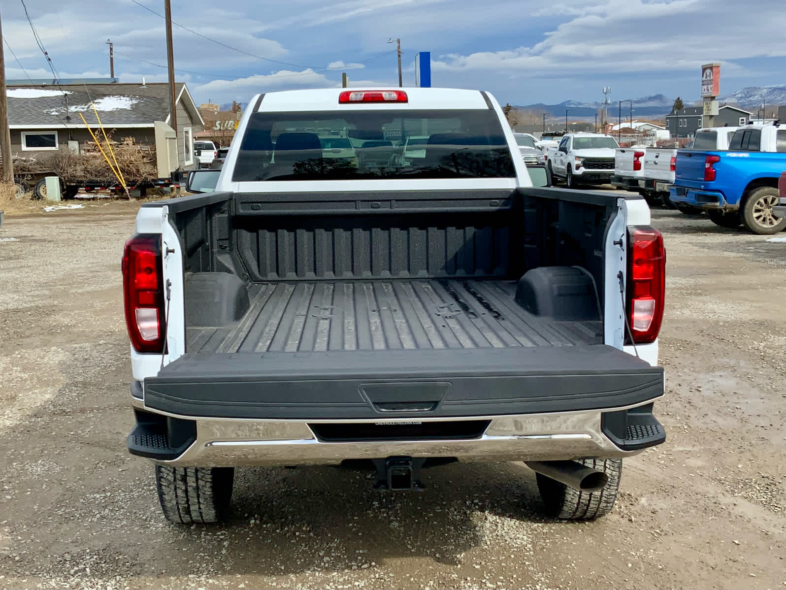 Thumbnail: 2026 GMC Sierra 3500 - 18