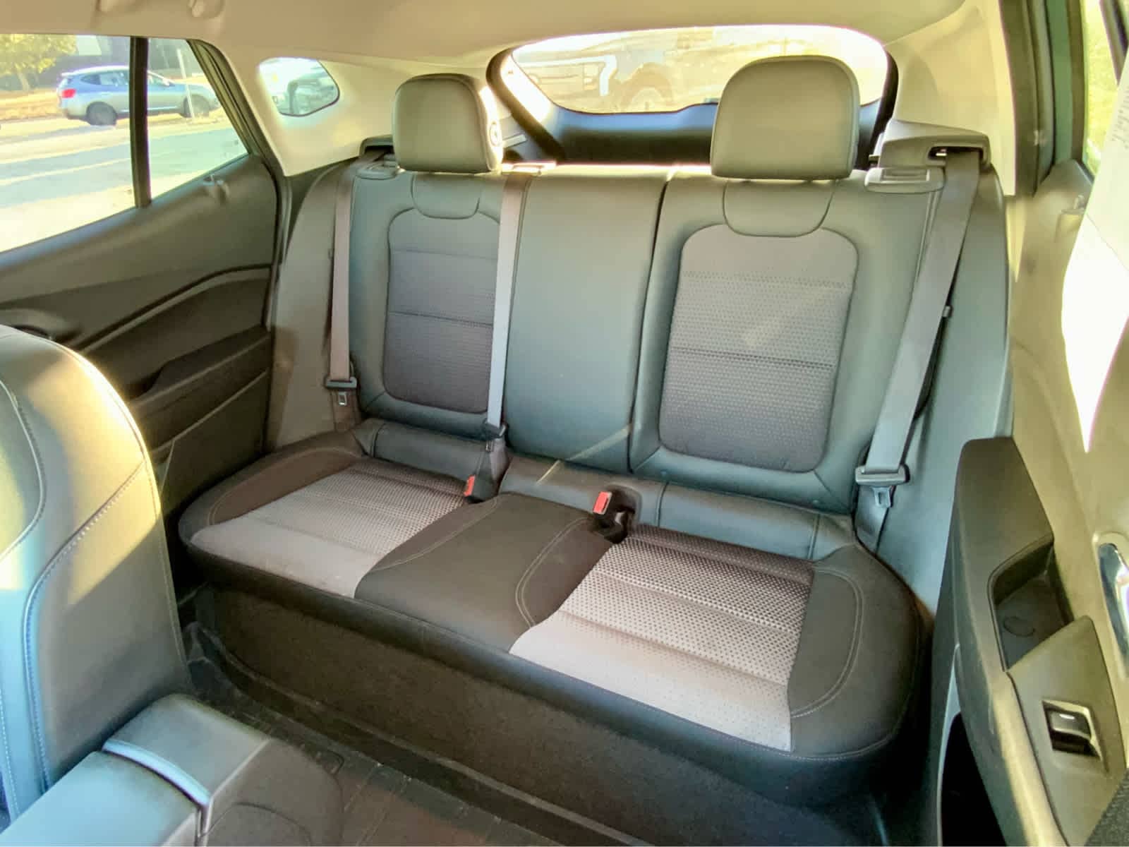 Thumbnail: 2025 Chevrolet Trax - 21