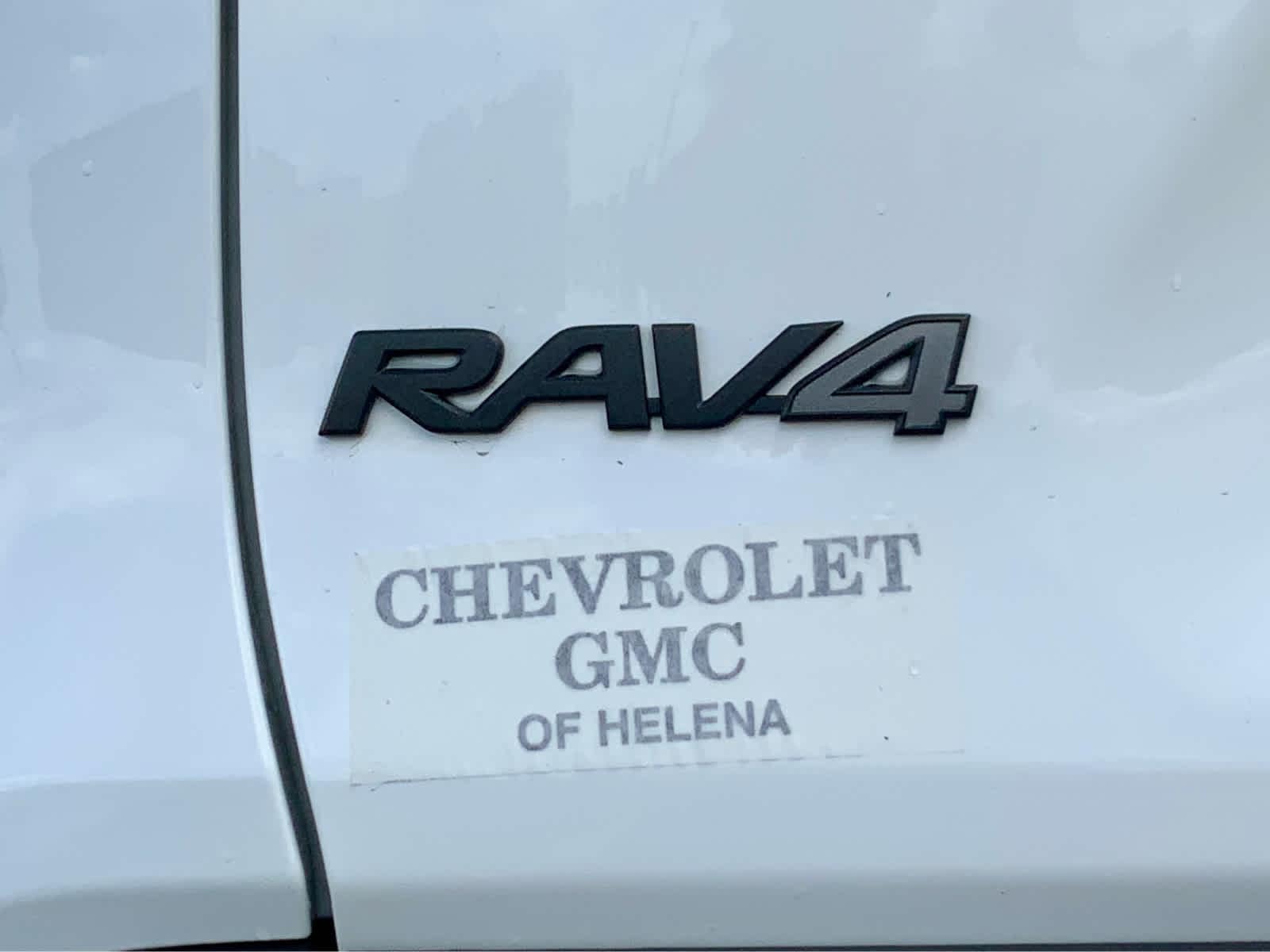 Thumbnail: 2022 Toyota RAV4 - 22