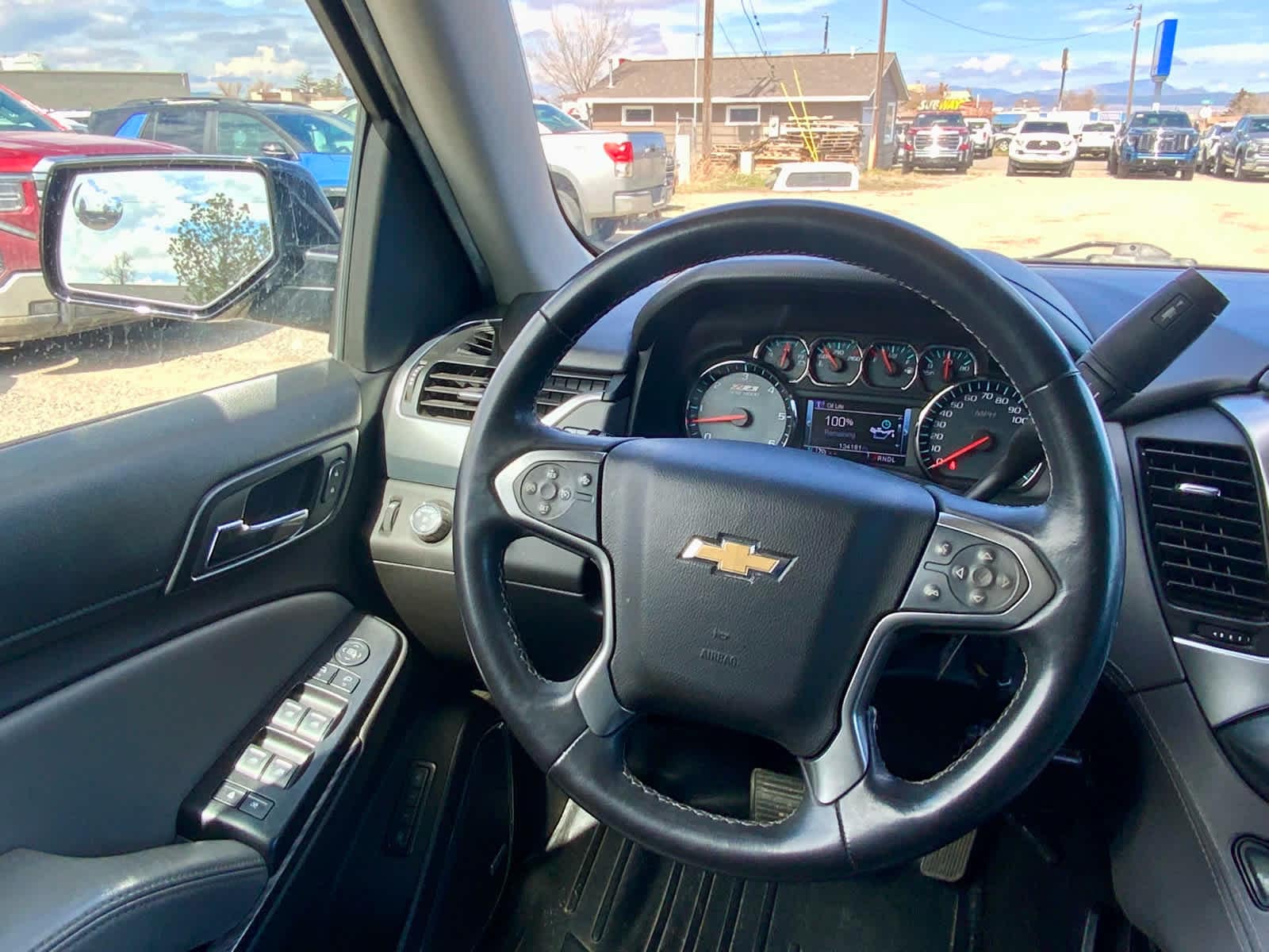 Thumbnail: 2017 Chevrolet Suburban - 39