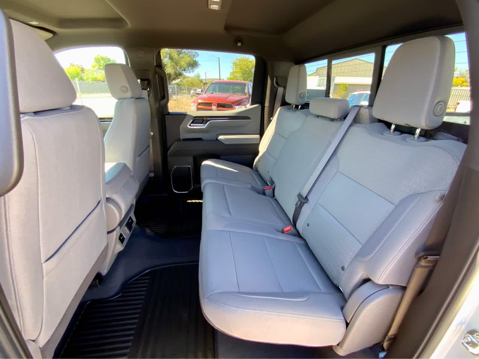 Thumbnail: 2026 Chevrolet Silverado 1500 - 30