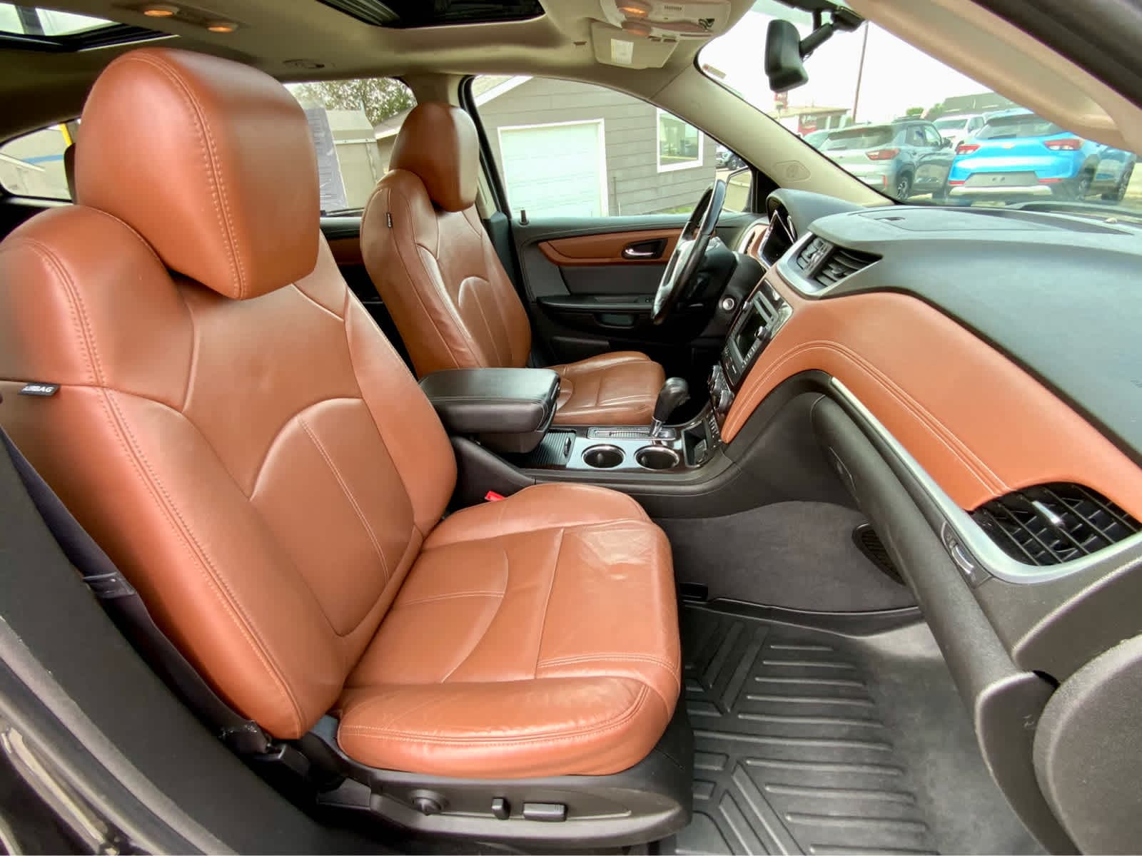 Thumbnail: 2016 Chevrolet Traverse - 25