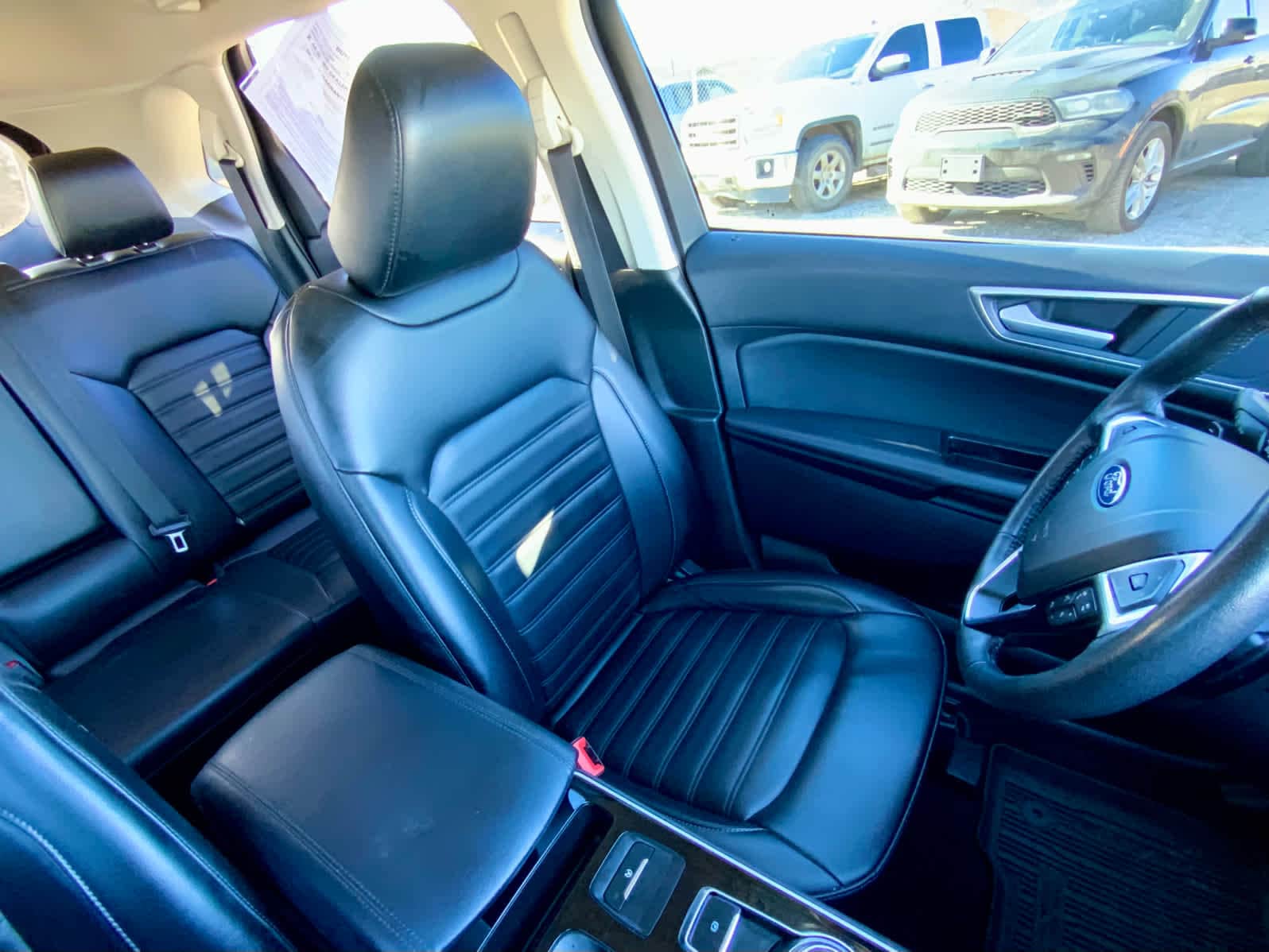 Thumbnail: 2020 Ford Edge - 26