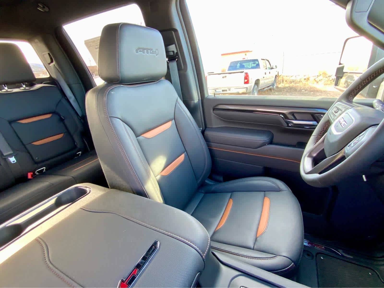 Thumbnail: 2026 GMC Sierra 2500 - 33