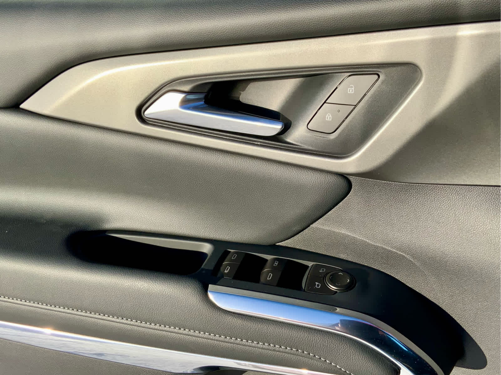 Thumbnail: 2026 Chevrolet Traverse - 50