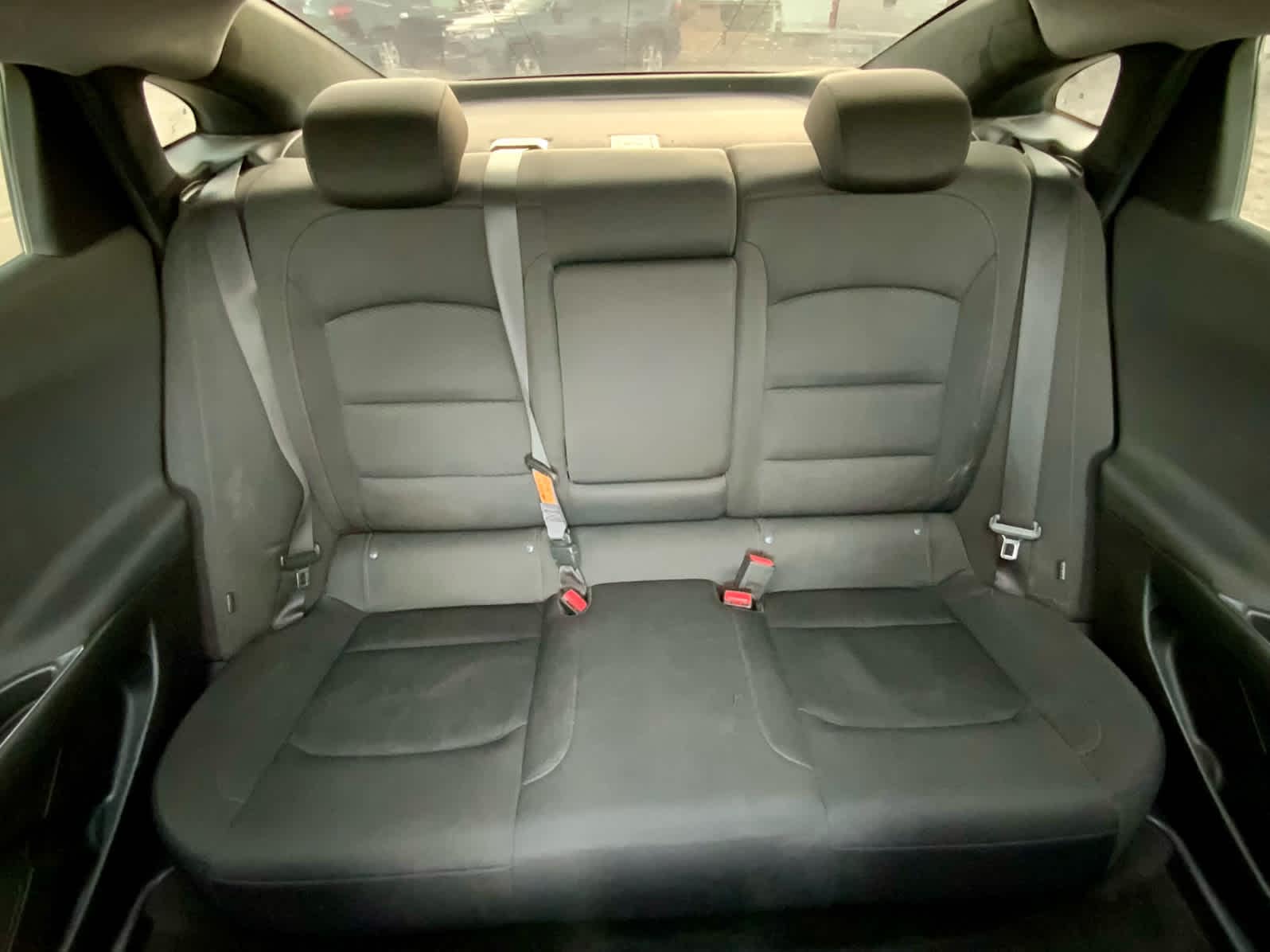 Thumbnail: 2018 Chevrolet Malibu - 30