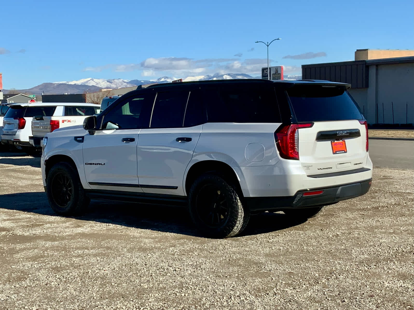 Thumbnail: 2023 GMC Yukon - 3