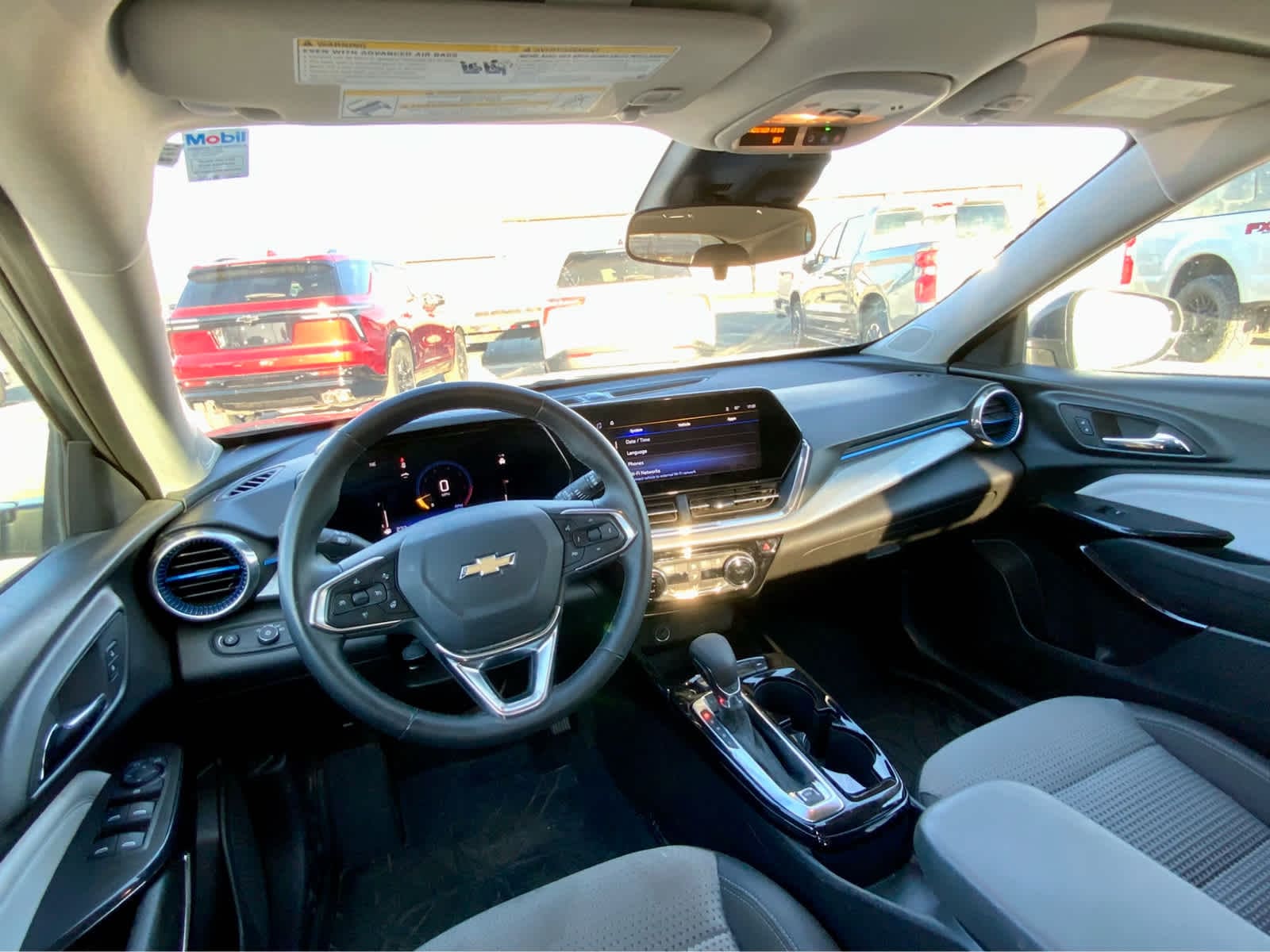 Thumbnail: 2025 Chevrolet Trax - 27