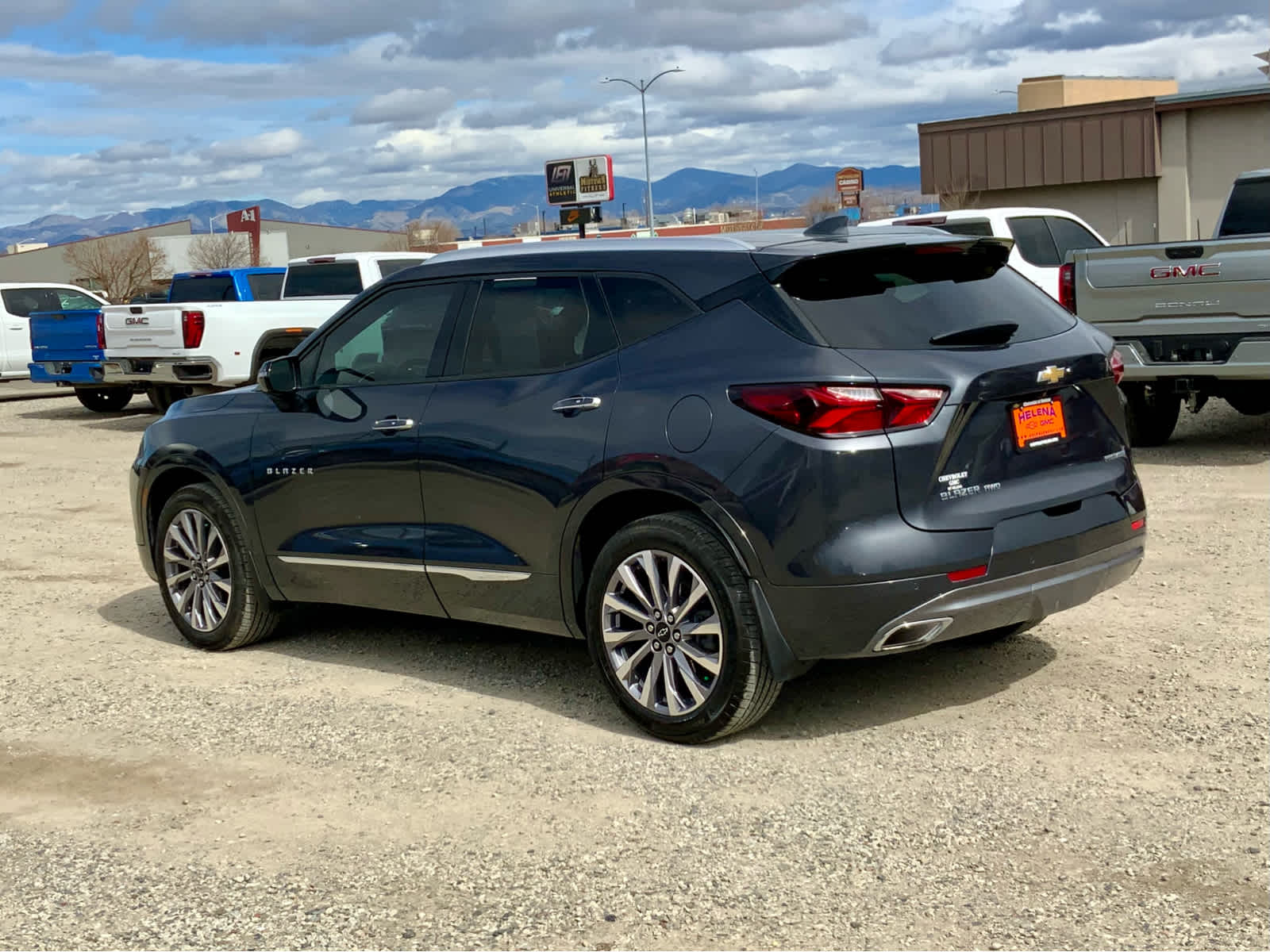 Thumbnail: 2022 Chevrolet Blazer - 3