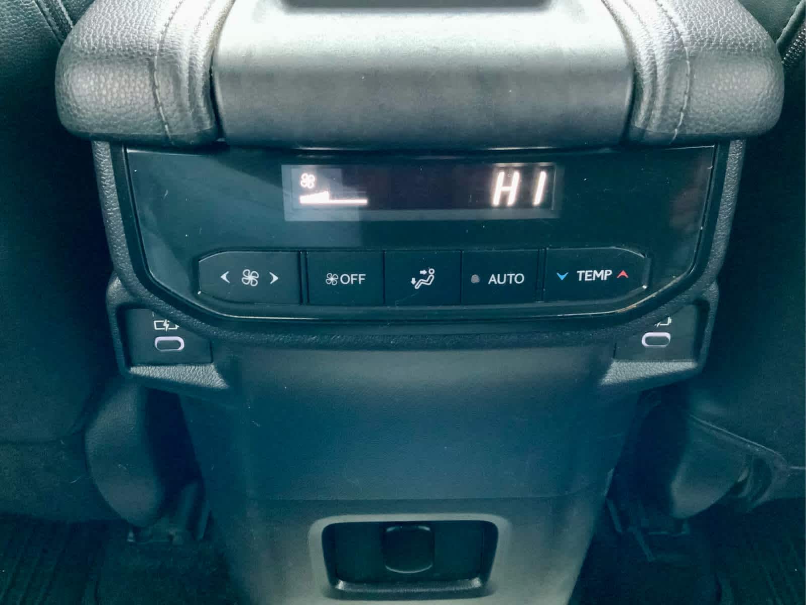 Thumbnail: 2024 Toyota Grand Highlander - 48