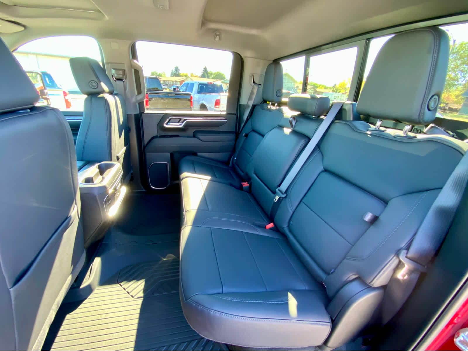 Thumbnail: 2026 Chevrolet Silverado 2500 - 27