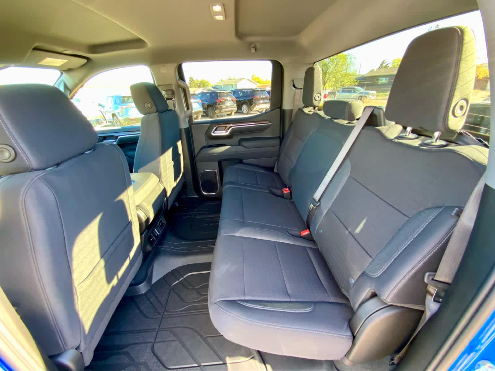 Thumbnail: 2026 Chevrolet Silverado 1500 - 29