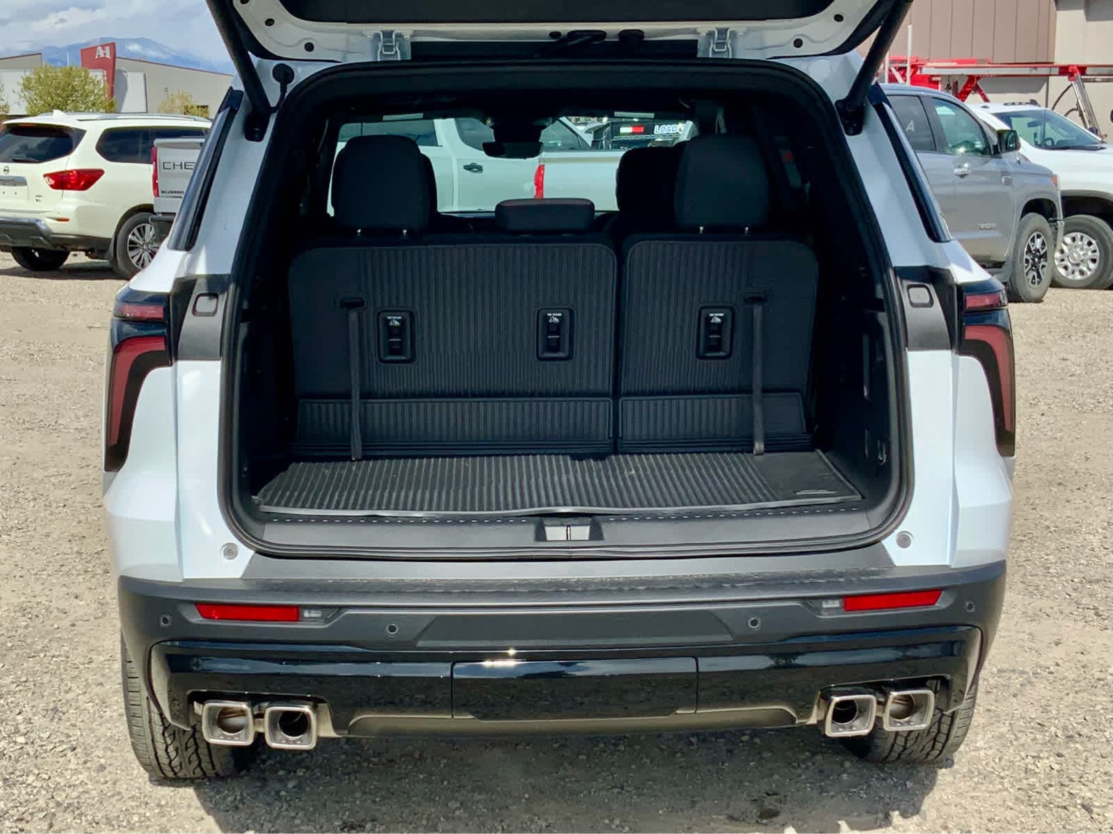 Thumbnail: 2026 Chevrolet Traverse - 22