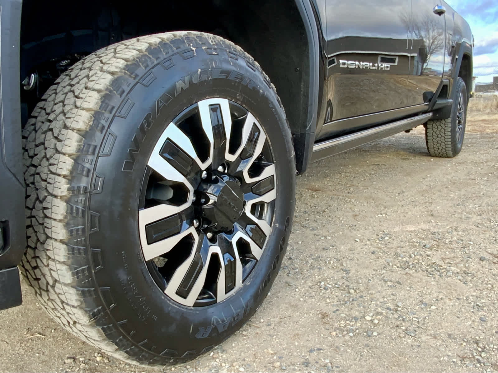 Thumbnail: 2026 GMC Sierra 2500 - 22